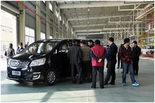 九龍汽車2014年度經(jīng)銷商大會(huì)成功召開